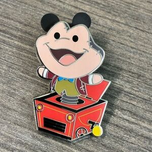 Disney Parks Toys on a Box Blind Box pins- Mr Toad
